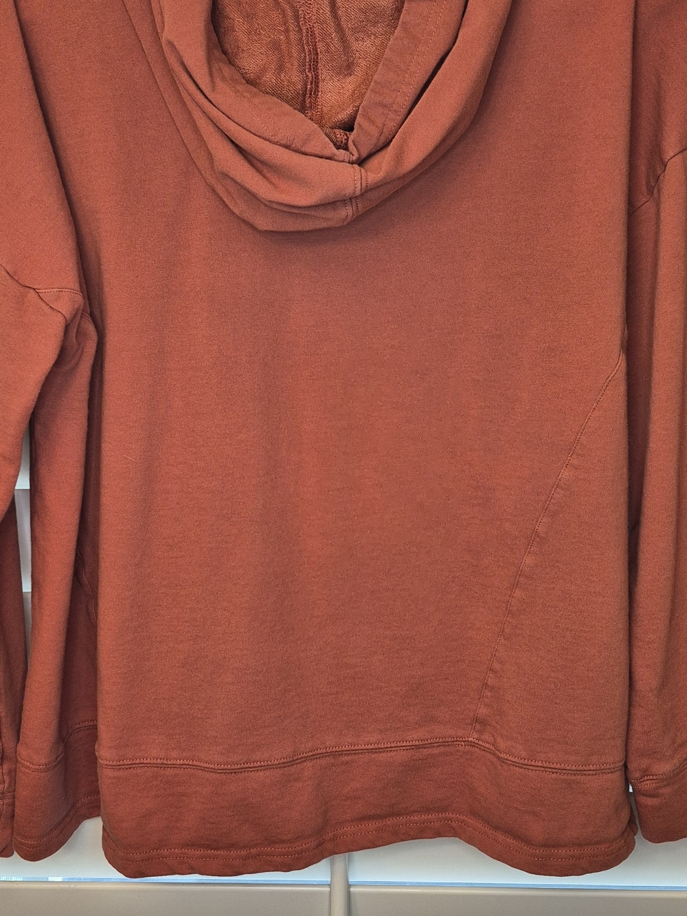 Cotton Bleu Henley Hoodie Pullover in Rust Autumn Orange Sz L Front Pouch Pocket - Picture 6 of 6